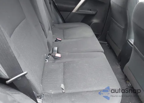 2015 Toyota Rav4 Xle z USA, uszkodzony, nr VIN JTMRFREV4FJ050305